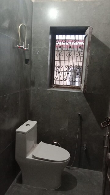 Furnished Amenities in 1 RK Builder Floor at Palam Vihar – for Rent