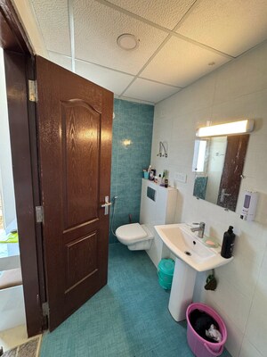 Master Bedroom in 3 BHK Apartment at Omaxe Waterscapes, Gomti Nagar – for Sale