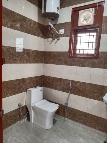 Attached Bathroom in 3 BHK Apartment at Panchsheel Vihar – for Rent