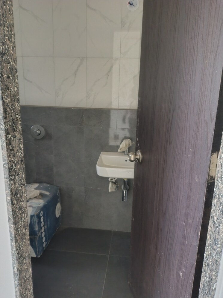 Exterior View, kabra-metro-one 2 Bedroom 547 Sq.Ft. Apartment In Andheri West Mumbai 8709042