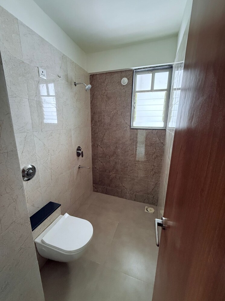 Bathroom, rr-lunkad-66-avenue 3 Bedroom 956 Sq.Ft. Apartment In Pimple Nilakh Pune 8709040