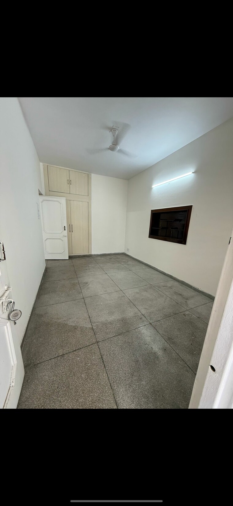 Room, sector 43 3 Bedroom 1250 Sq.Ft. Apartment In Sector 43 Chandigarh 8709055