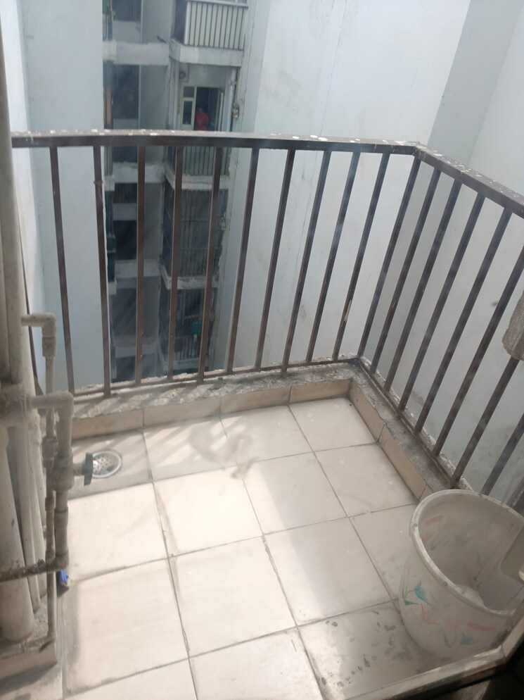 Balcony, panchsheel-greens 3 Bedroom 1450 Sq.Ft. Apartment In Sector 16 Greater Noida Greater Noida 8709071