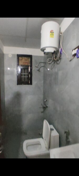 Room in 3 BHK Builder Floor at Smart Lane, Niti Khand – for Sale