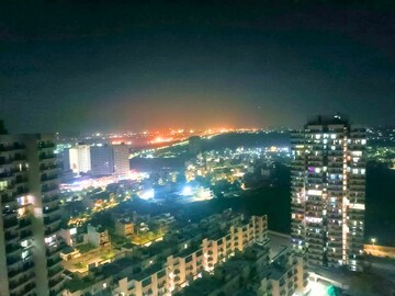 Swimming Pool in 2 BHK Apartment at Gaur Yamuna City, Gaur Yamuna City – for Sale
