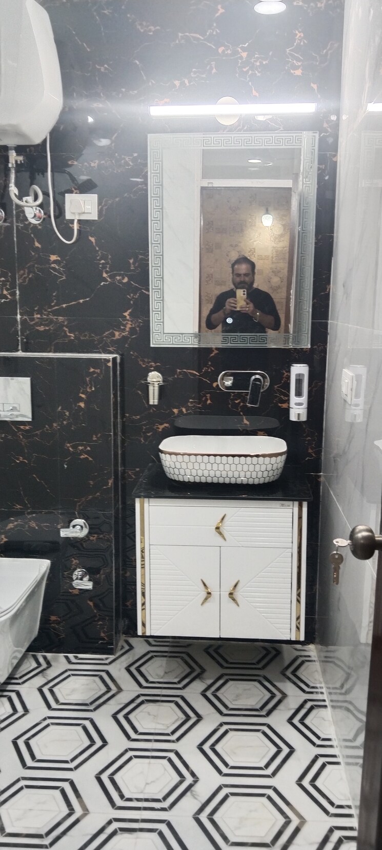 undefined, khirki extension 3 Bedroom 1100 Sq.Ft. Builder Floor In Khirki Extension Delhi 8709110