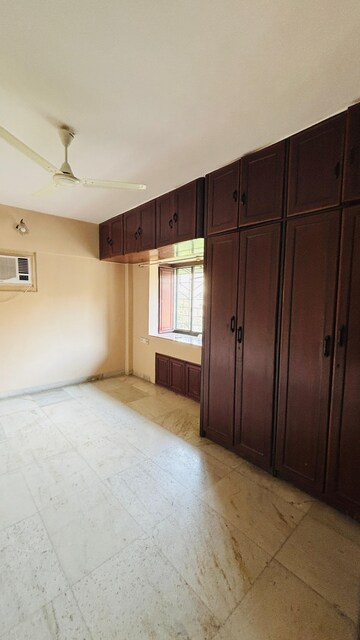 Room in 2 BHK Apartment at Hiranandani Garden Eden 2, Powai – for Rent