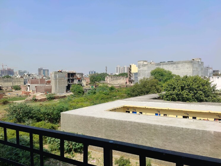 Exterior View, sector 73 1 RK 600 Sq.Ft. Builder Floor In Sector 73 Noida 8709133