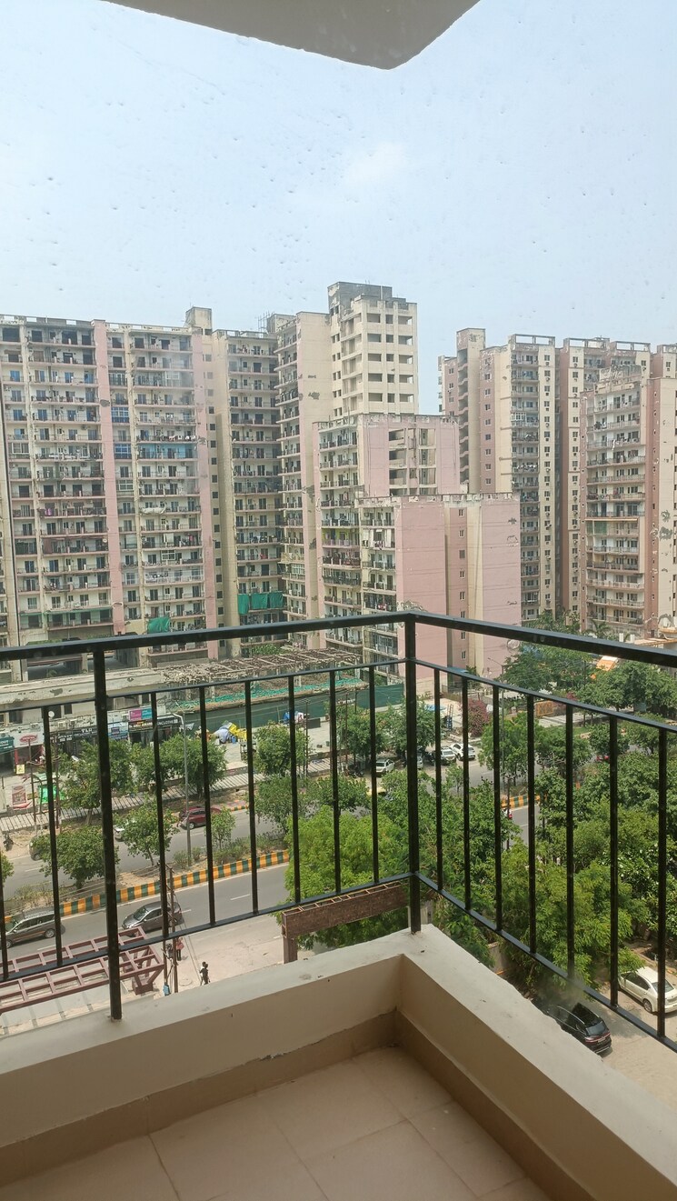 Master Plan, amrapali-crystal-homes 3 Bedroom 1700 Sq.Ft. Apartment In Sector 76 Noida 8709160