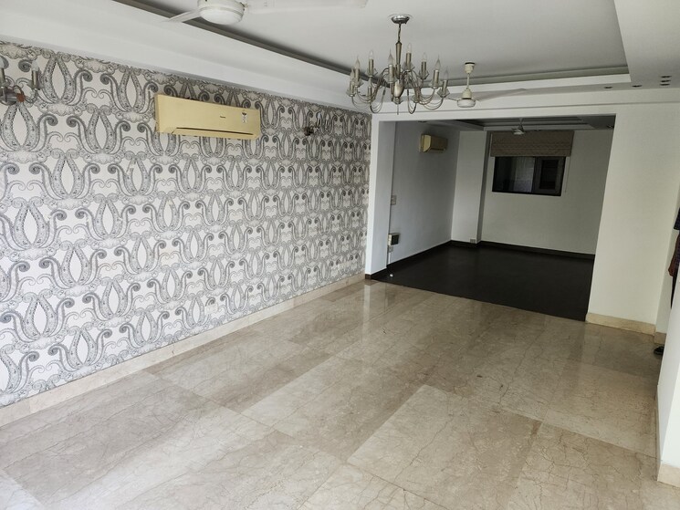 Room, saket 4 Bedroom 3600 Sq.Ft. Builder Floor In Saket Delhi 8709210