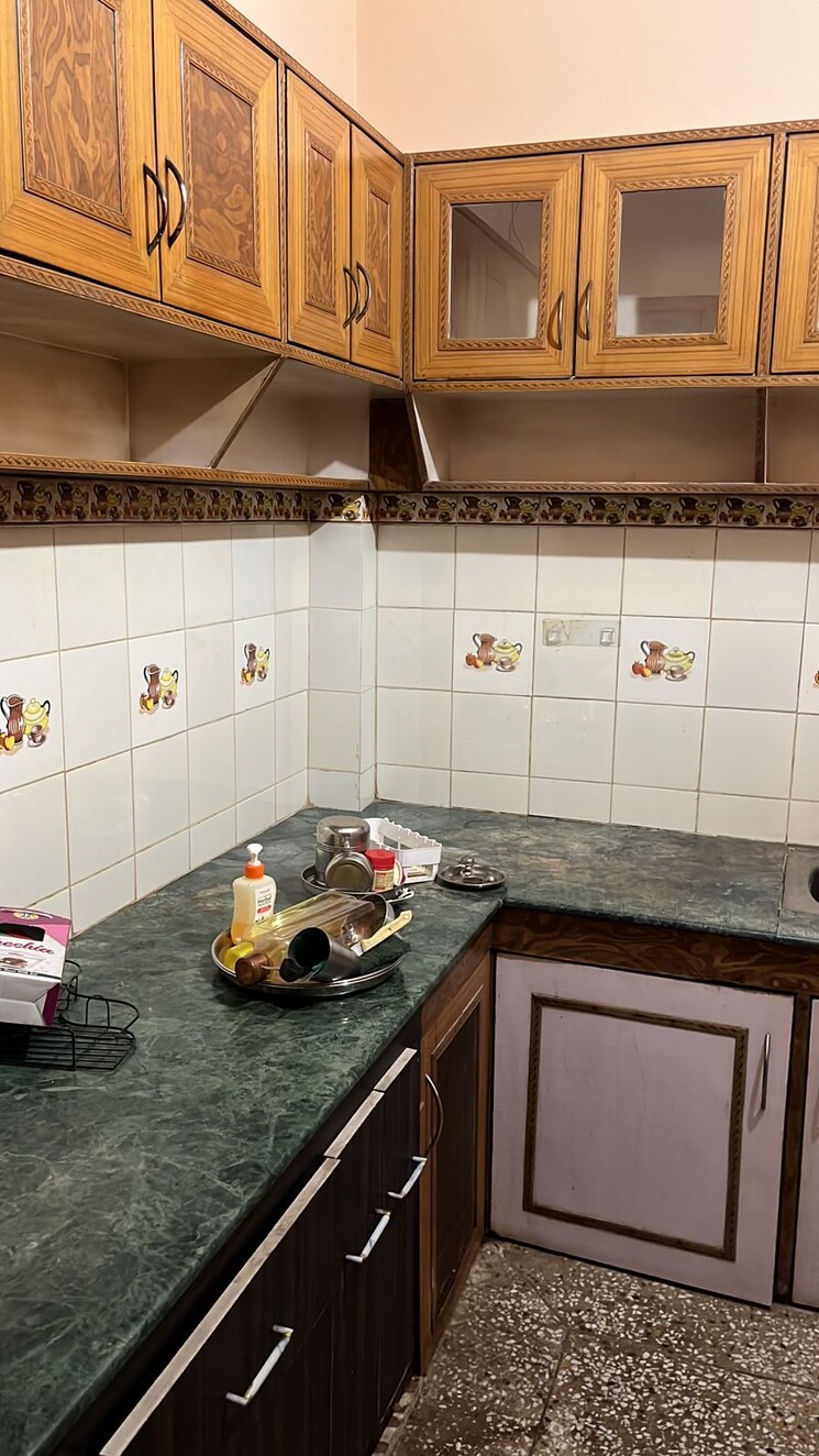 Kitchen, gomti nagar 3.5 Bedroom 1500 Sq.Ft. Independent House In Gomti Nagar Lucknow 8709192