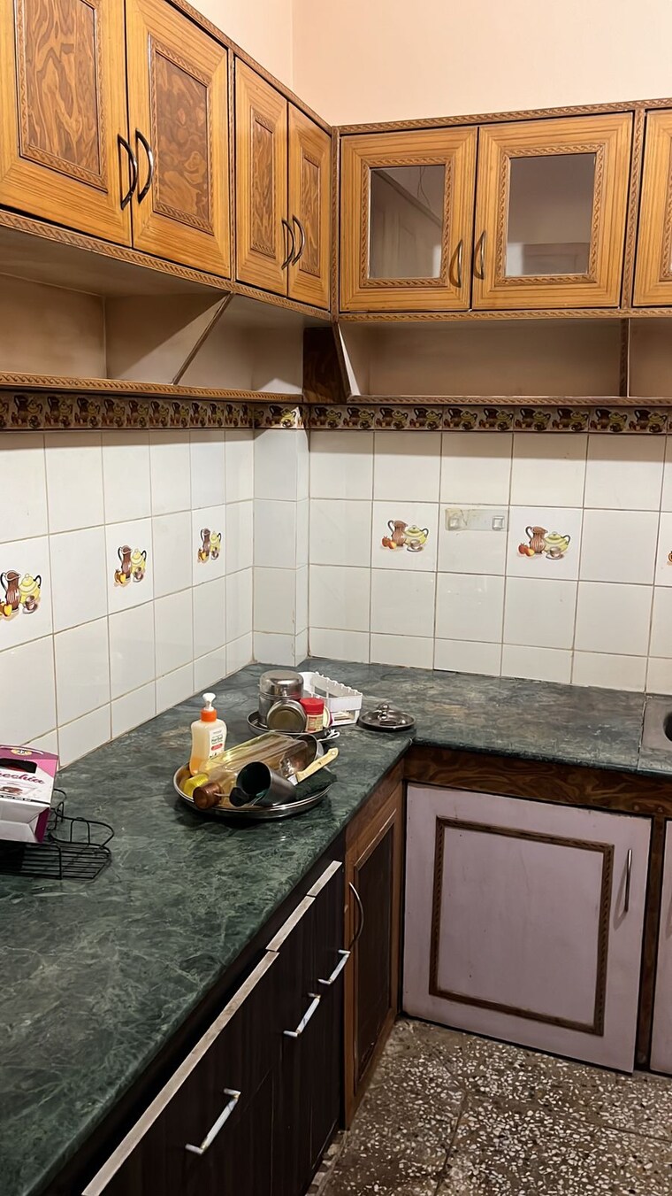 Kitchen, gomti nagar 3.5 Bedroom 1500 Sq.Ft. Independent House In Gomti Nagar Lucknow 8709192