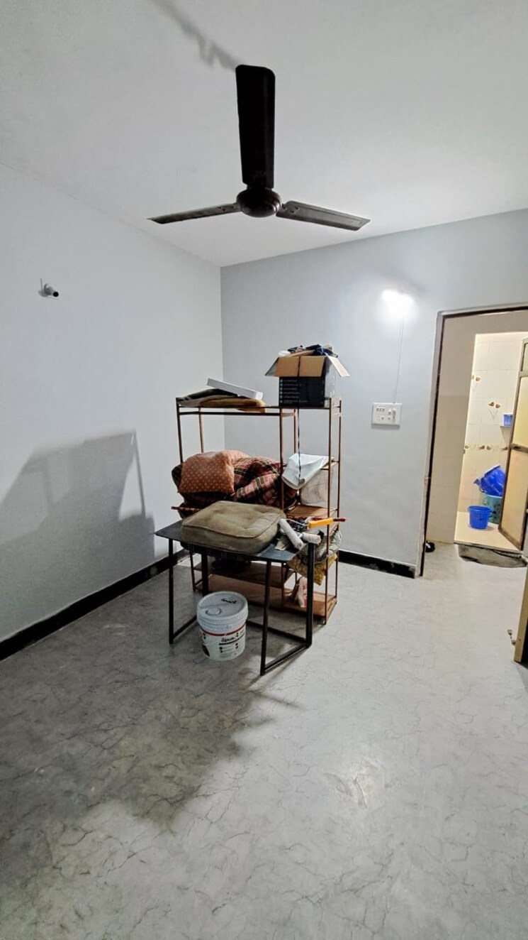 Gym, sayli-chs 1 Bedroom 450 Sq.Ft. Apartment In Vasant Vihar Thane 8709184