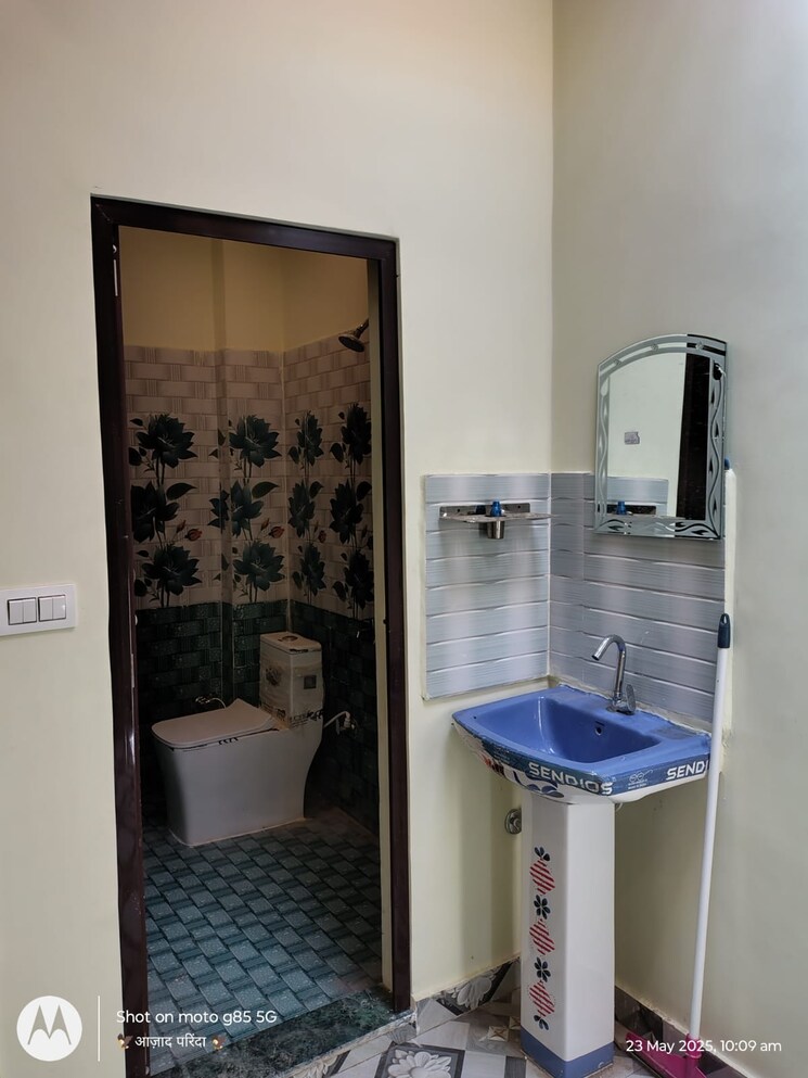 Bathroom, alamnagar 2 Bedroom 600 Sq.Ft. Independent House In Alamnagar Lucknow 8709224