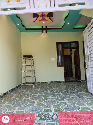 Room in 2 BHK Independent House at Alamnagar – for Sale