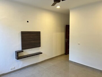 Room in 4 BHK Apartment at AEZ Aloha, Sector 57 – for Rent