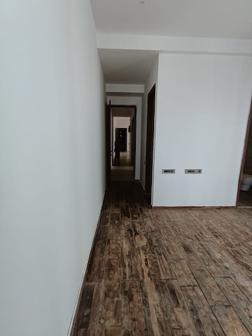 Room in 2 BHK Apartment at Omkar Alta Monte, Malad East – for Sale