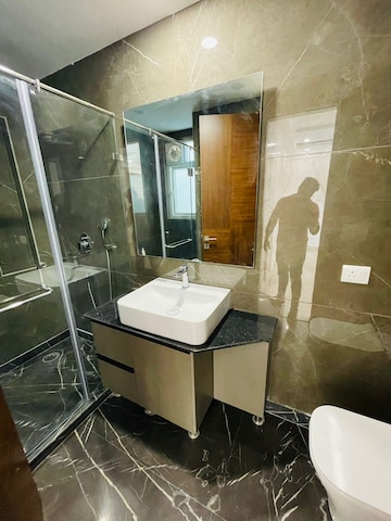 Master Bedroom in 4 BHK Builder Floor at Saket – for Rent
