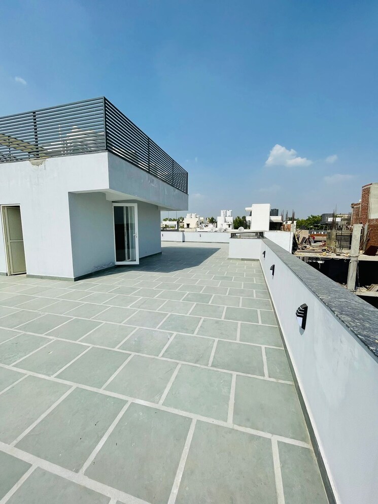 Balcony, saket 4 Bedroom 2700 Sq.Ft. Builder Floor In Saket Delhi 8709473