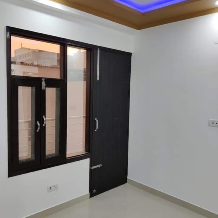 Room, dwarka mor 2 Bedroom 652 Sq.Ft. Builder Floor In Dwarka Mor Delhi 8709427