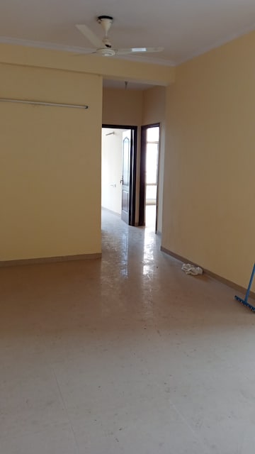 Room in 3.5 BHK Apartment at Levana Celebrity Meadows, Bagiamau – for Sale