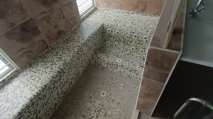 Bathroom, six-seasons 4 Bedroom 4000 Sq.Ft. Apartment In Gachibowli Hyderabad 8709478