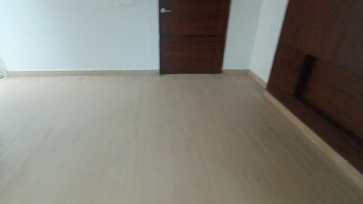 Room, six-seasons 4 Bedroom 4000 Sq.Ft. Apartment In Gachibowli Hyderabad 8709478
