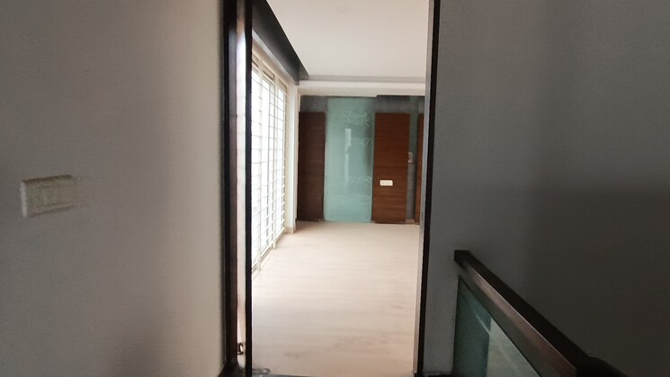 Room, six-seasons 4 Bedroom 4000 Sq.Ft. Apartment In Gachibowli Hyderabad 8709478