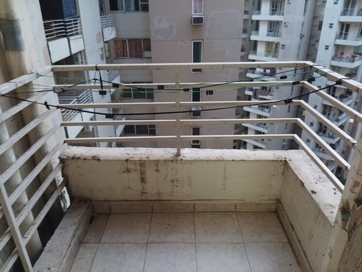 Balcony, kshitij-ramsons 1 Bedroom 360 Sq.Ft. Apartment In Sector 95 Gurgaon 8709512