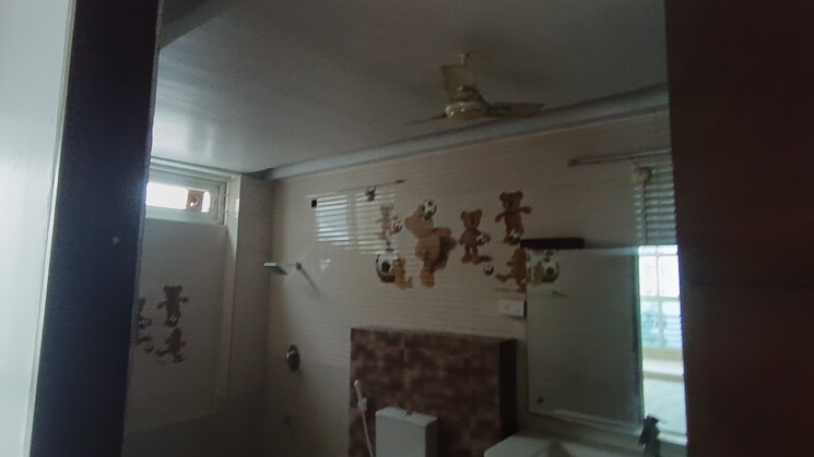 Master Bedroom, six-seasons 4 Bedroom 4000 Sq.Ft. Apartment In Gachibowli Hyderabad 8709515