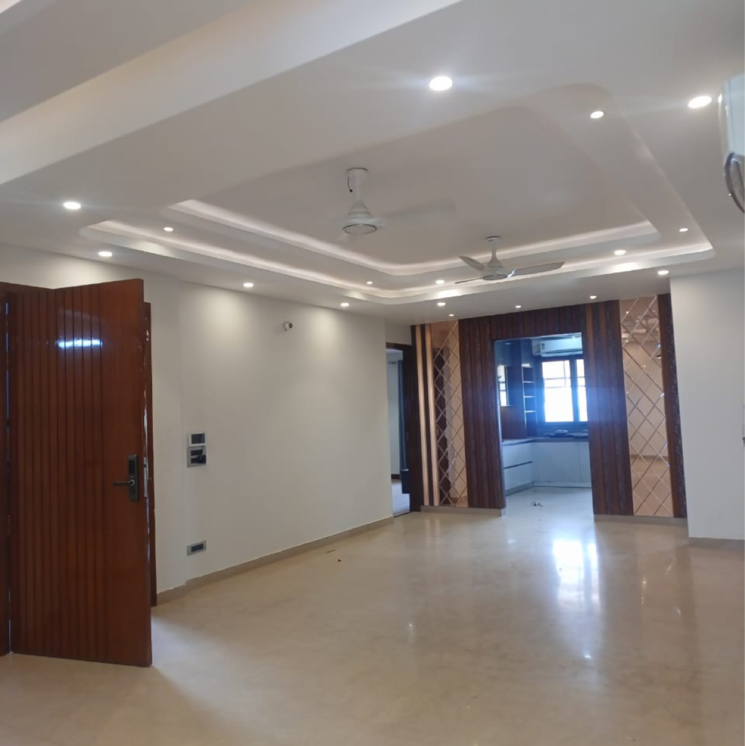 Room, sector 23 4 Bedroom 2200 Sq.Ft. Builder Floor In Sector 23 Gurgaon 8709580