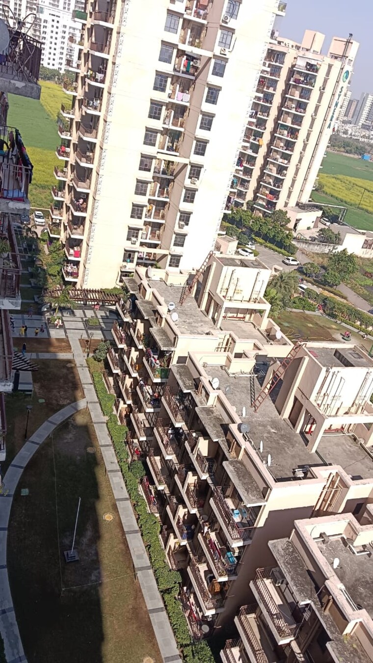Exterior View, signature-orchard-avenue-2 2 Bedroom 656 Sq.Ft. Apartment In Sector 93 Gurgaon 8709560