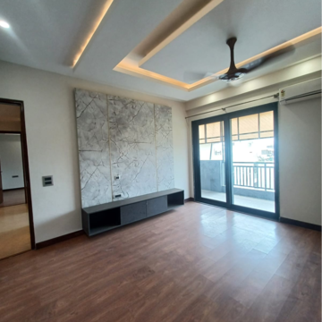 Room in 4 BHK Builder Floor at Sector 23 – for Rent