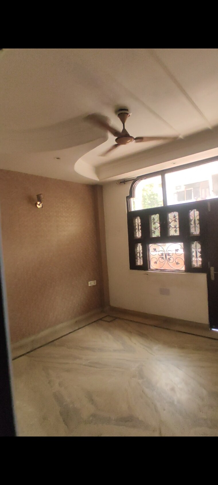 Room, smart-lane 3 Bedroom 112 Sq.Mt. Builder Floor In Niti Khand Ghaziabad 8709576