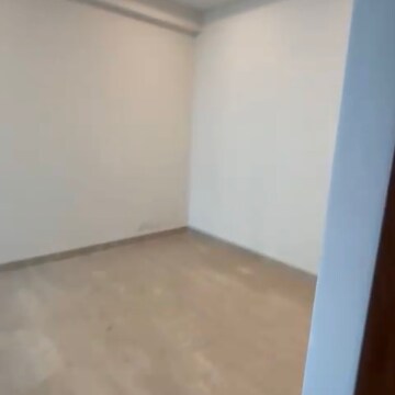 Room in 3 BHK Apartment at Ambience Creacions, Sector 22 – for Rent