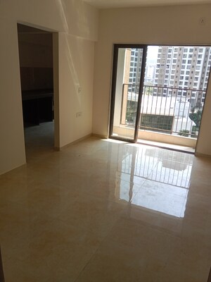 Room in 2 BHK Apartment at Sunteck Maxxworld, Tivri – for Sale