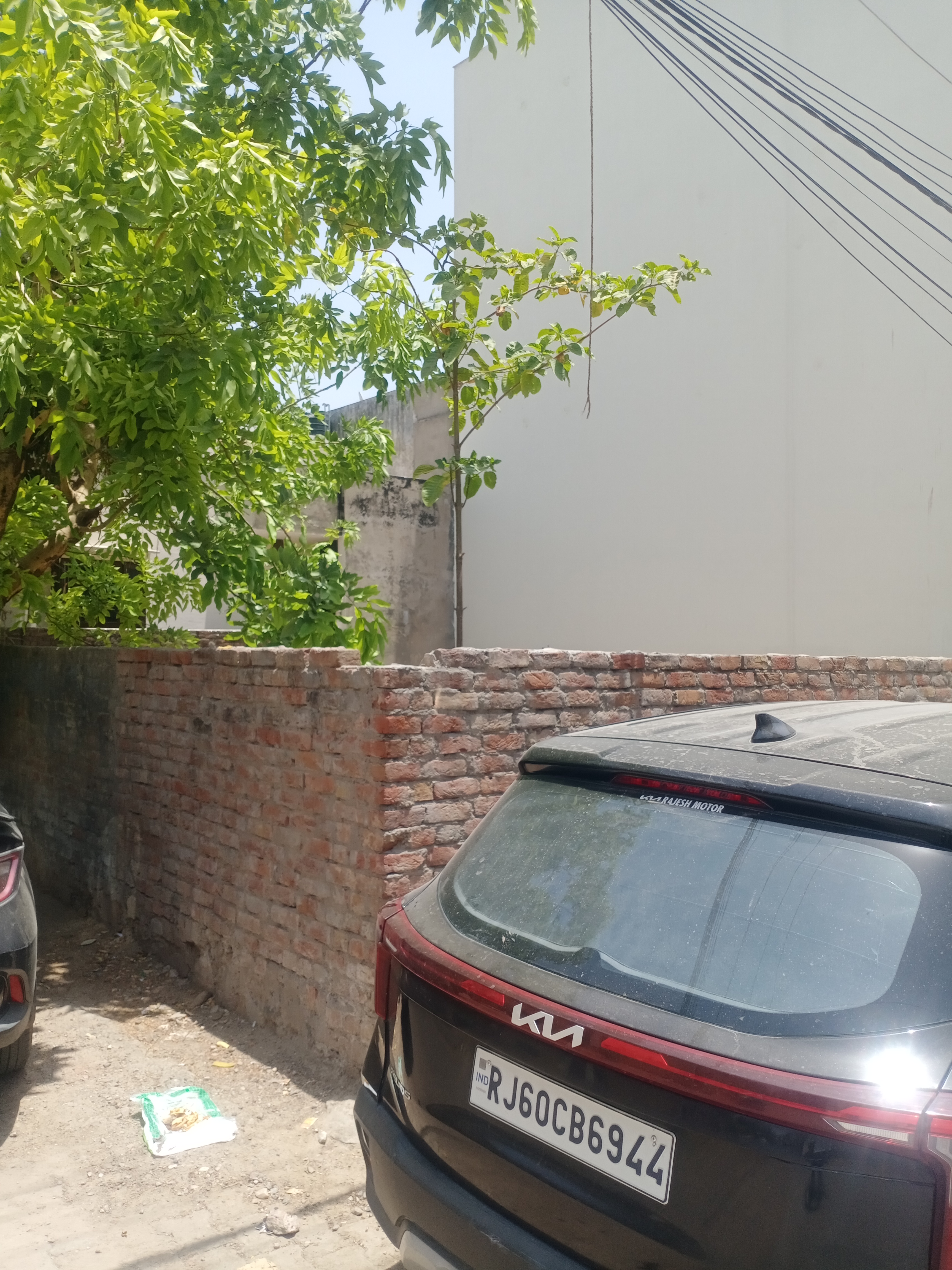Plot For Sale in Nirman Nagar