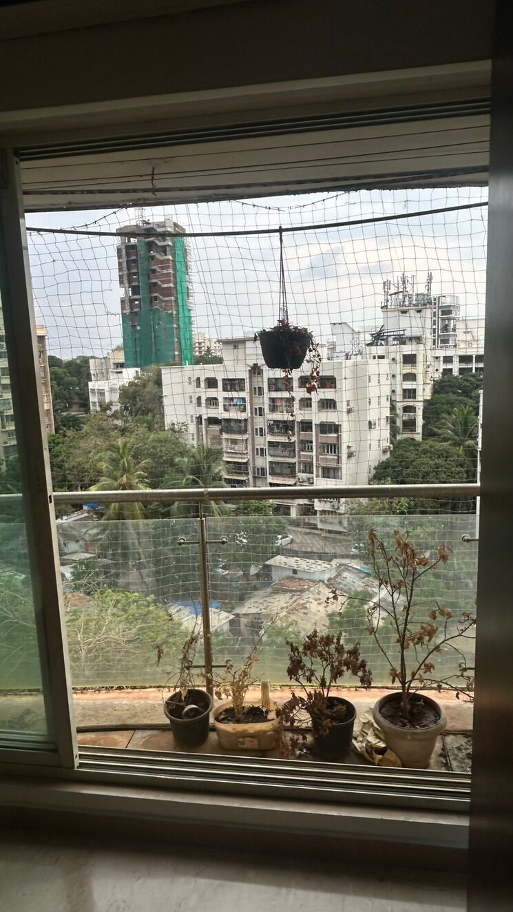 Balcony, lilian-heights 3 Bedroom 1200 Sq.Ft. Apartment In Bandra West Mumbai 8709791