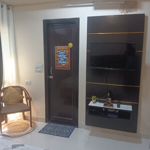 Furnished Amenities in 3 BHK Builder Floor at Patrakar Colony – for Sale