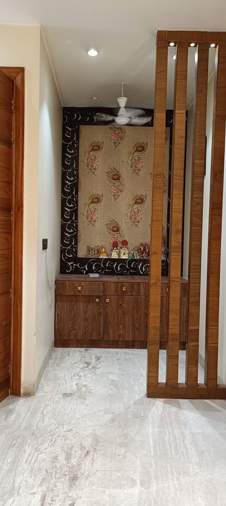 undefined, anand vihar 3 Bedroom 1800 Sq.Ft. Builder Floor In Anand Vihar Delhi 8709873