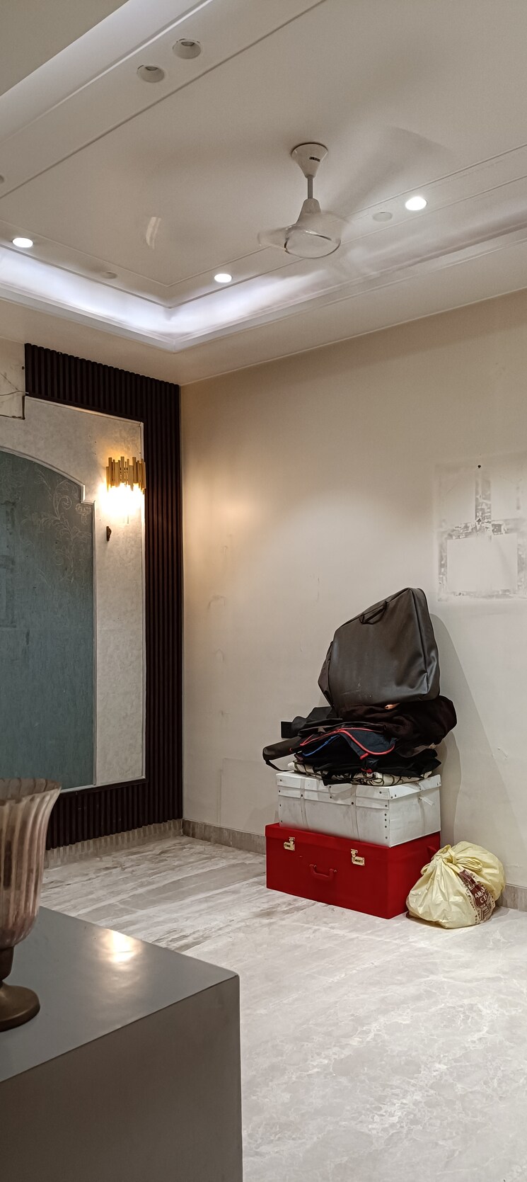 Bedroom, anand vihar 3 Bedroom 1800 Sq.Ft. Builder Floor In Anand Vihar Delhi 8709873