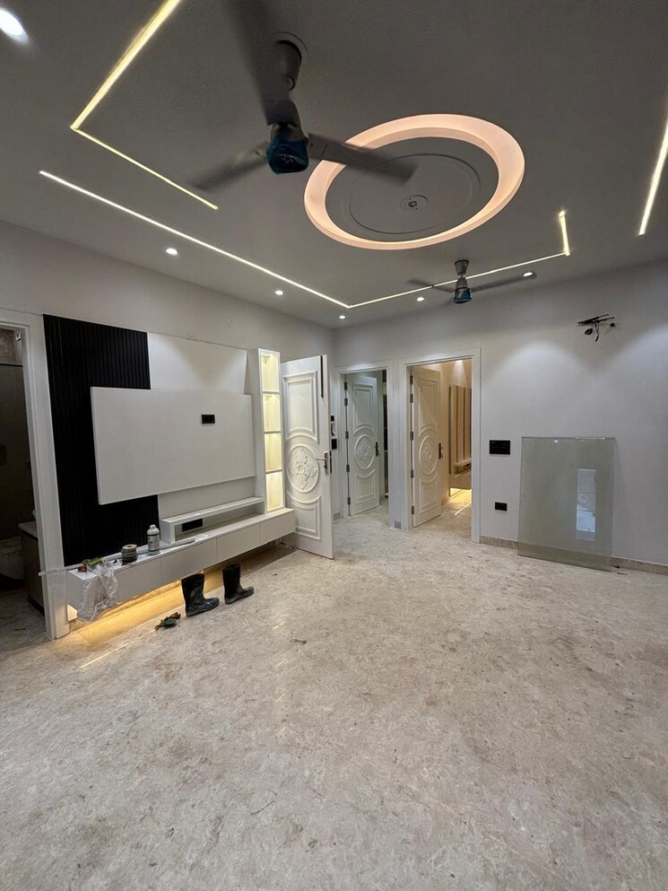 Team Area, rajouri garden 3 Bedroom 1440 Sq.Ft. Builder Floor In Rajouri Garden Delhi 8709851