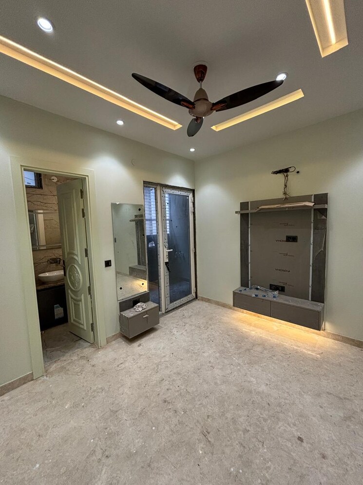 Room, rajouri garden 3 Bedroom 1440 Sq.Ft. Builder Floor In Rajouri Garden Delhi 8709851