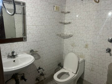 Attached Bathroom in 2.5 BHK Builder Floor at Asha Park – for Rent