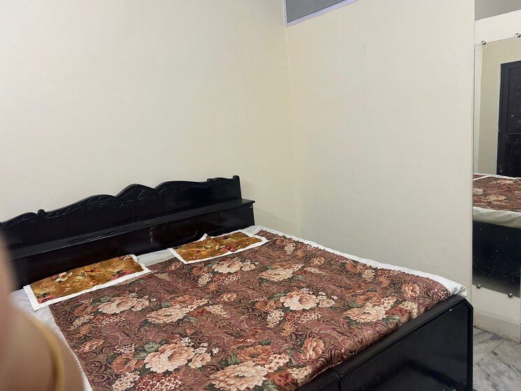 Bedroom, asha park 2.5 Bedroom 900 Sq.Ft. Builder Floor In Asha Park Delhi 8709888