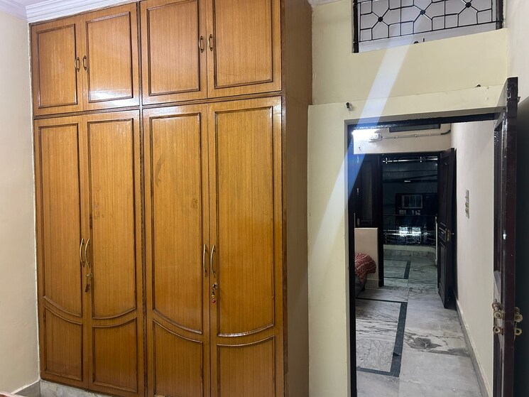 undefined, asha park 2.5 Bedroom 900 Sq.Ft. Builder Floor In Asha Park Delhi 8709888