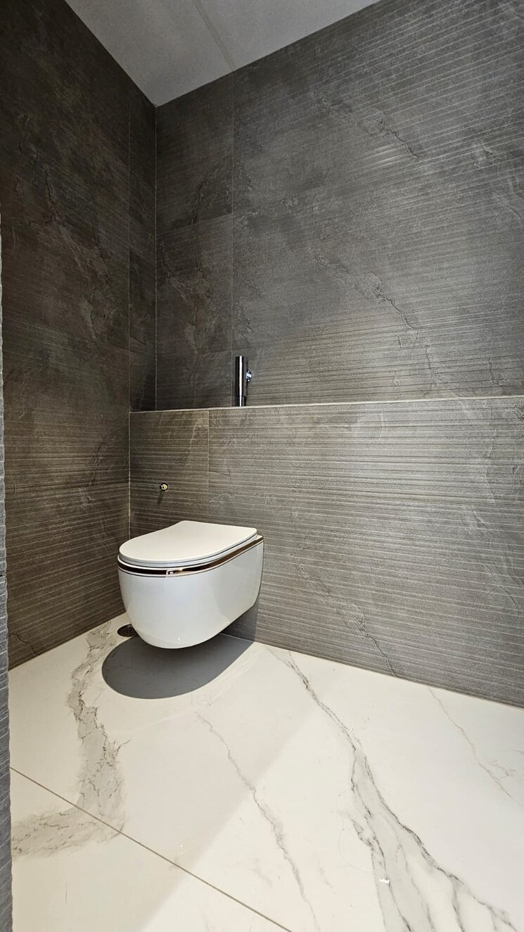 Bathroom, dsr-the-classe 4 Bedroom 3939 Sq.Ft. Apartment In Narsingi Hyderabad 8709921