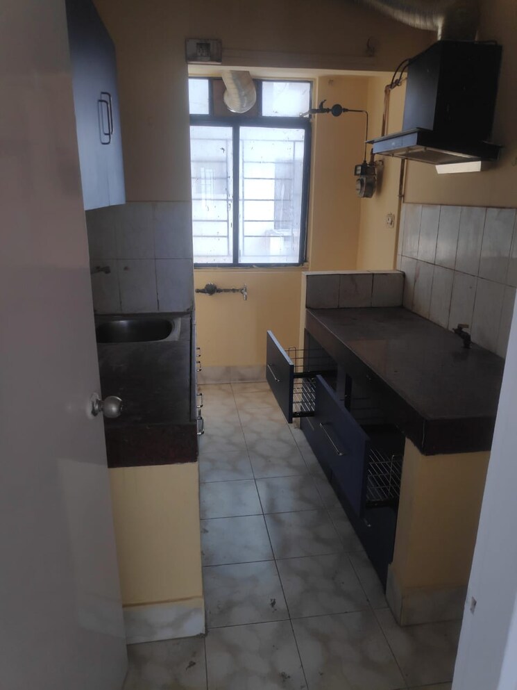 Kitchen, prince anwar shah road 6+ Bedroom 2160 Sq.Ft. Apartment In Prince Anwar Shah Road Kolkata 8709897