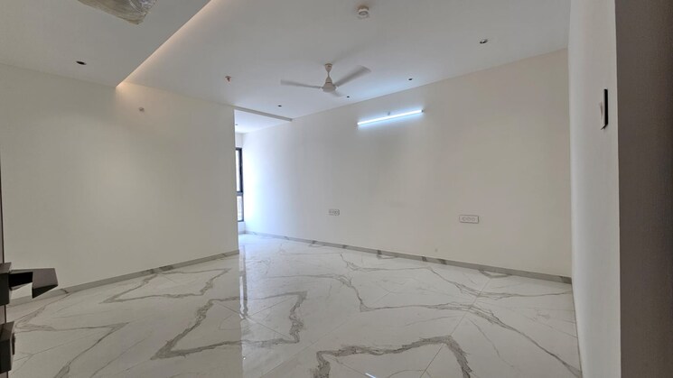 Room, dsr-the-classe 4 Bedroom 3939 Sq.Ft. Apartment In Narsingi Hyderabad 8709921
