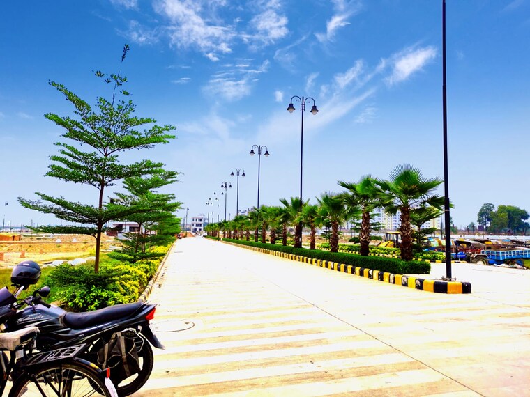 Garden, kailasha-enclave  1200 Sq.Ft. Plot In Sultanpur Road Lucknow 8709908